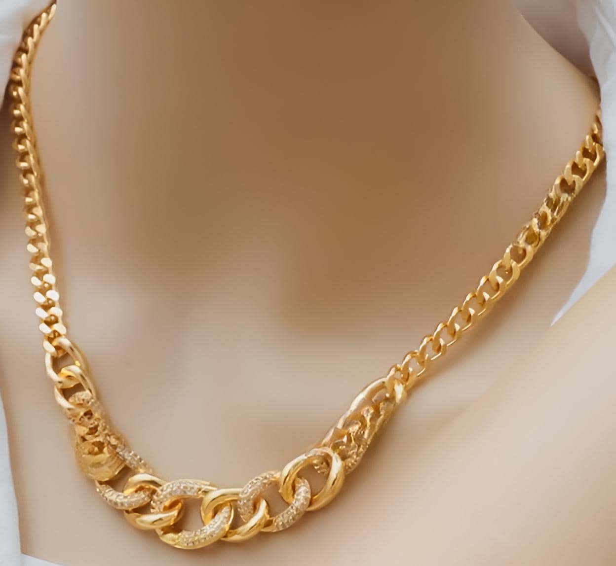 Gold-Plated Chain Link Jewelry Set – Necklace, Bracelet, Earrings & Ring