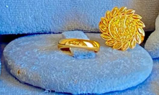Gold-Plated Venetian Jewelry Set – 7-Piece Coin Necklace, Bracelet, Earrings & Rings