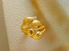 Elegant Gold-Plated Jewelry Set