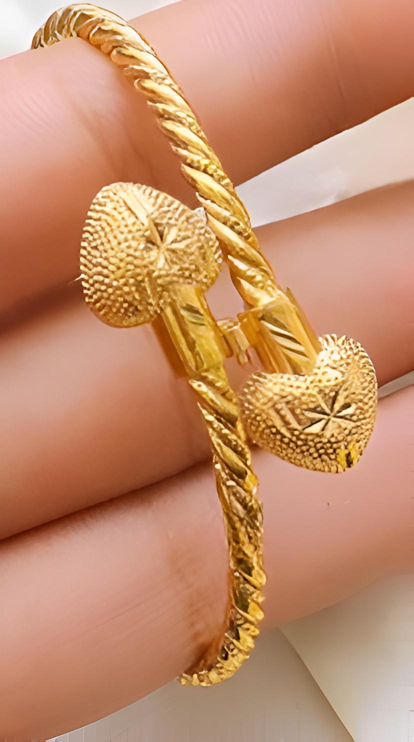 Gold-Plated Arabic Jewelry Set – Heart  Sun Motif – Statement Necklace, Bracelet, Ring & Earrings