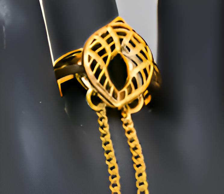Gold-Plated Hand Chain Bracelet with Ring – Intricate Leaf Design – Elegant Arabic Jewelry for Women