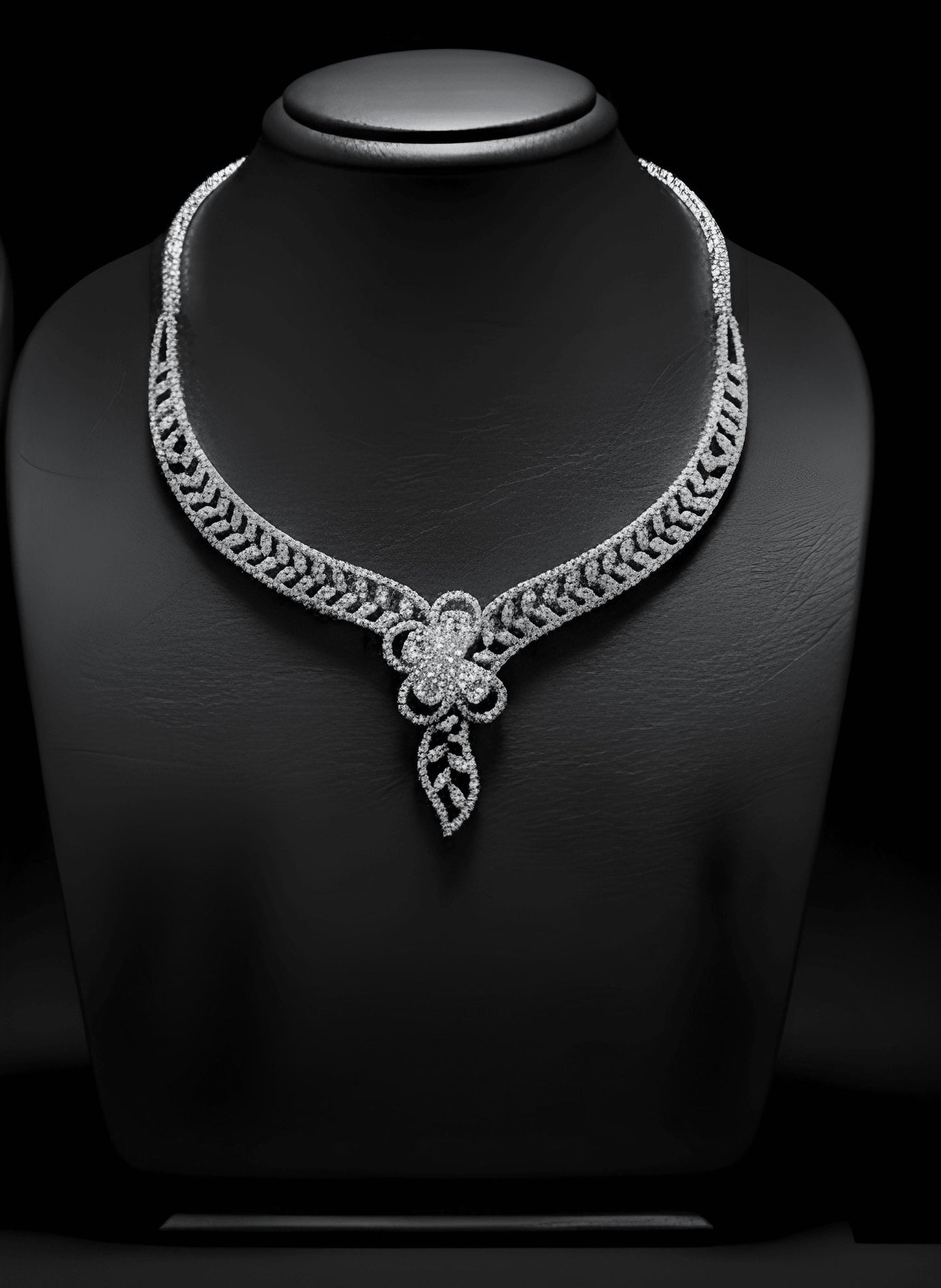 Luxury Silver Clover Jewelry Set Elegant Minimal Wedding Gift
