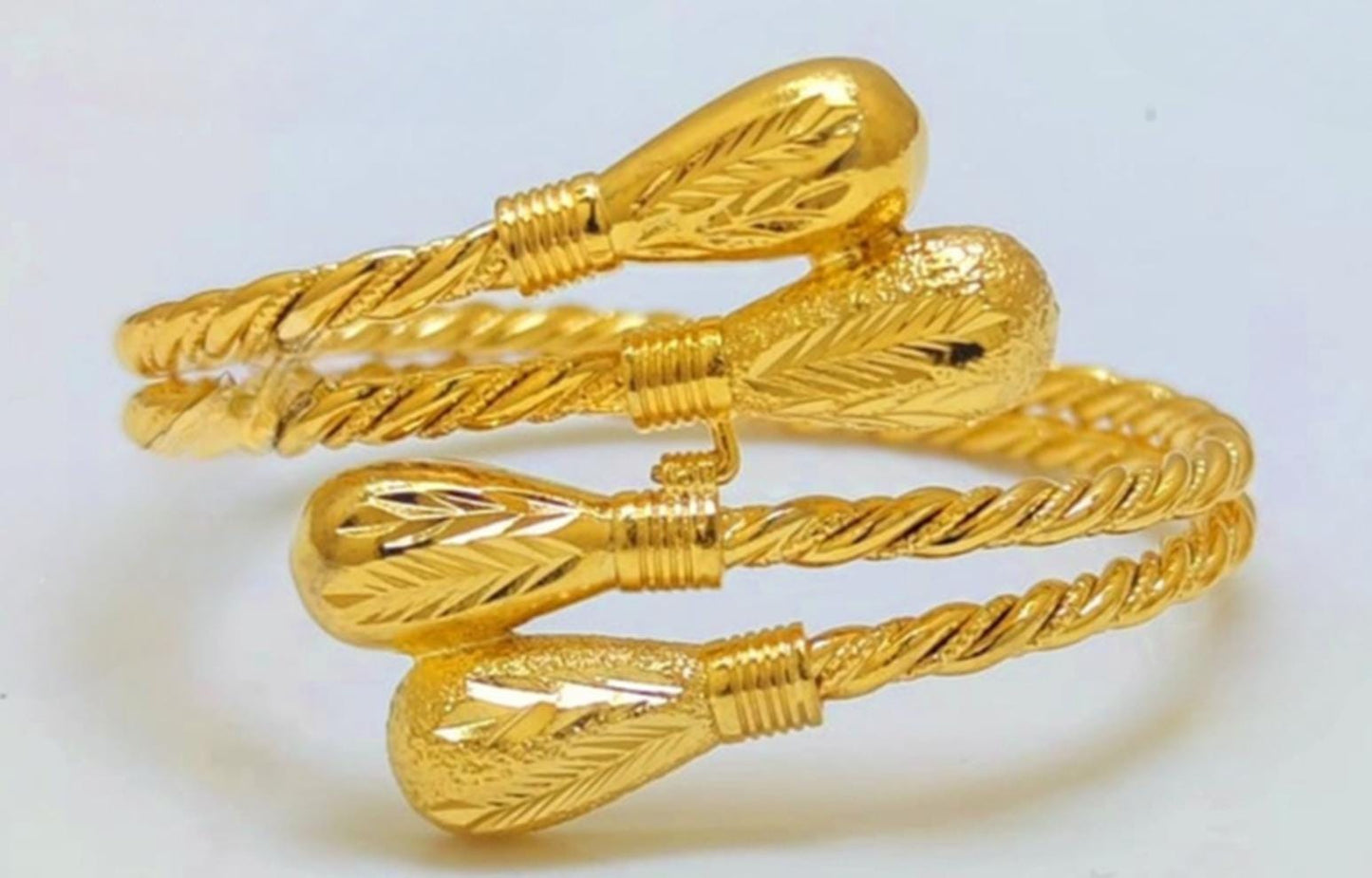 Gold-Plated Leaf Bracelet & Ring Set: Elegant Crystal Accents