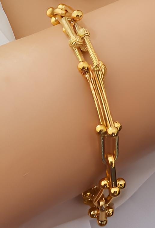 Gold-Plated Jewelry Set – 21K Style Necklace, Bracelet & Earrings