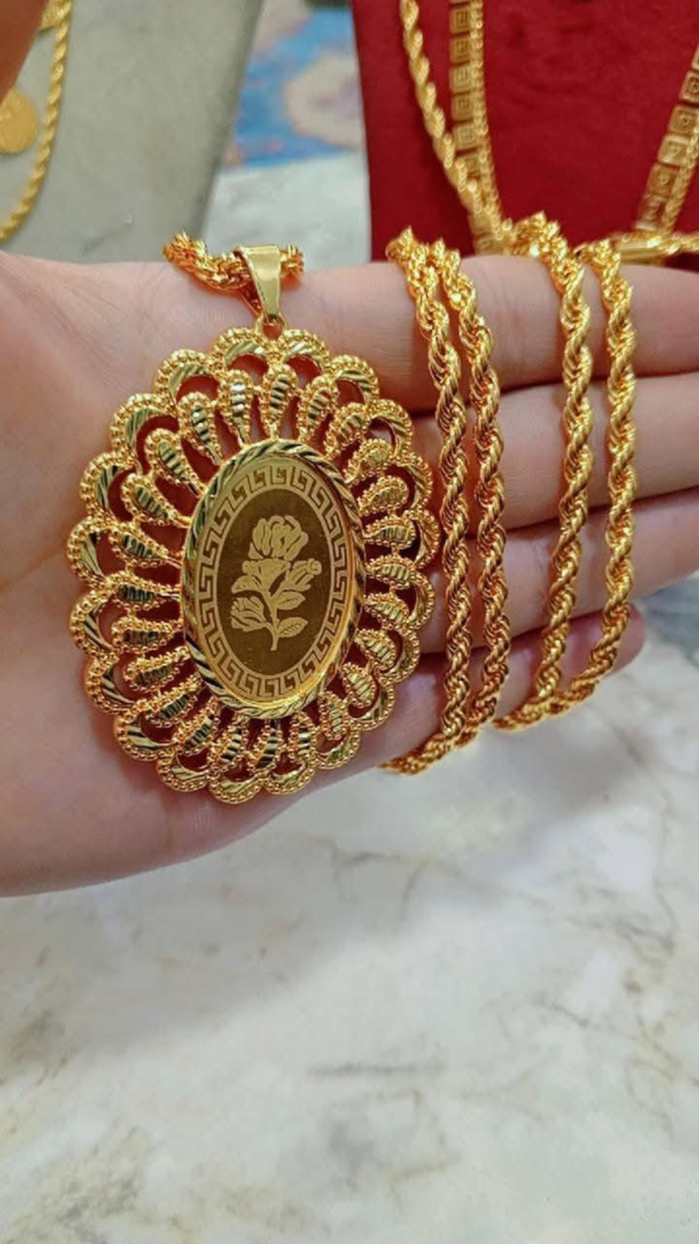 Luxury Gold Plated Rope Chain Pendant Necklace