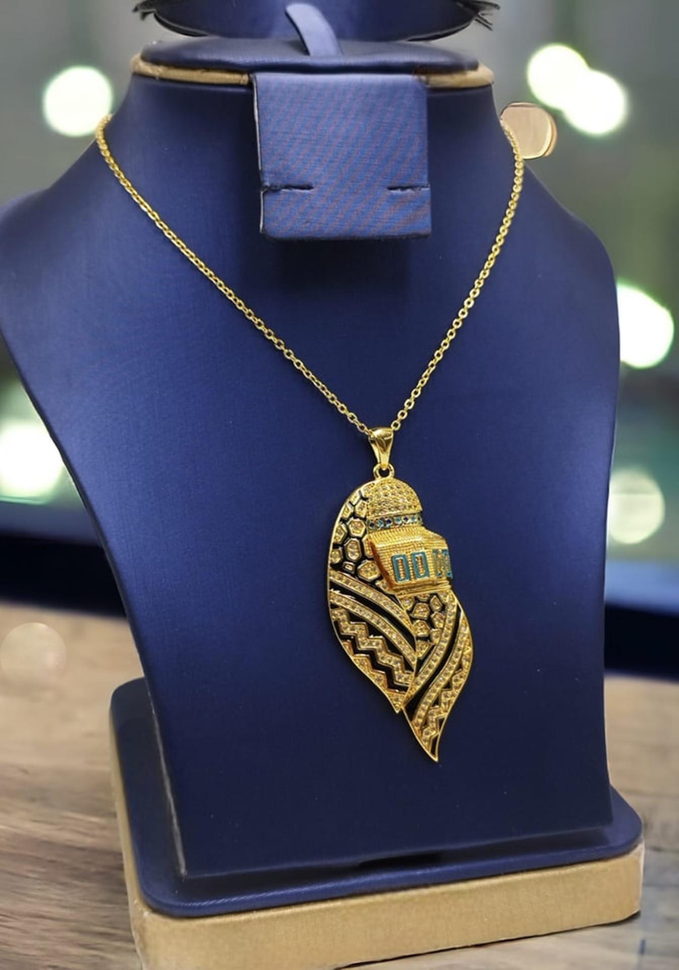 Luxury Gold Plated Palestine Map Necklace With Keffiyeh
