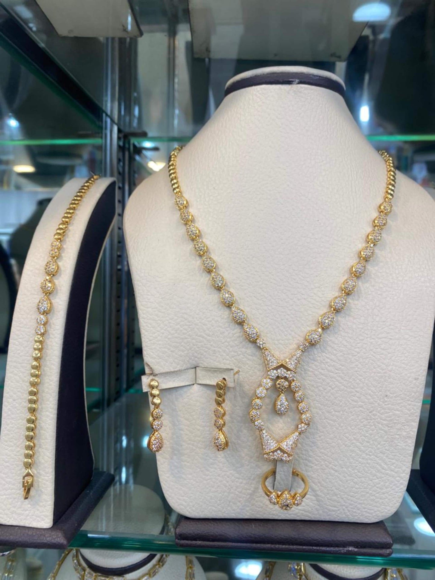 Gold Plated Bridal Jewelry Set Luxury Necklace Earrings Bracelet Ring Elegant