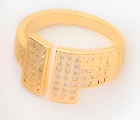 Elegant Gold-Plated Bracelet & Ring Set for Women – Dazzling Crystal Accents – Arabic Inspired Jewelry Gift