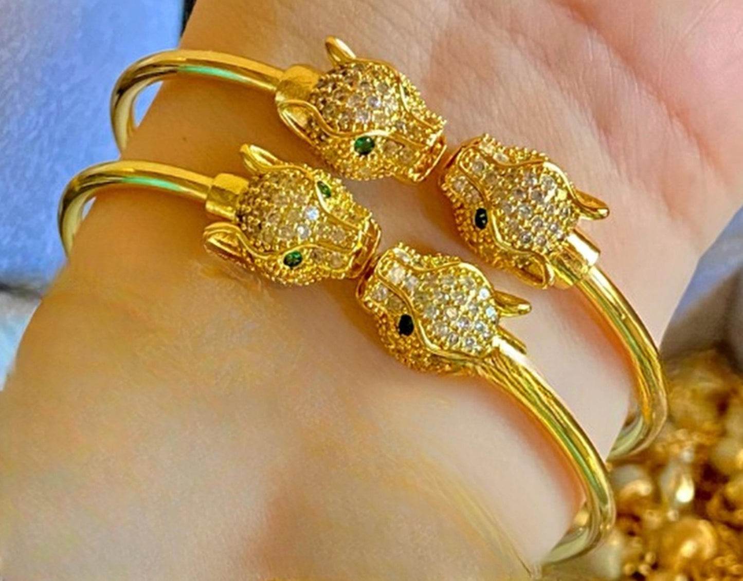 Gold-Plated Panther Head Cuff Bracelet: Elegant Animal Design
